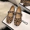 Мода 2024 года, горячая распродажа, женская обувь с пряжкой на ремешке, женская обувь на плоской подошве, модная повседневная обувь на плоской подошве с леопардовым принтом, новые туфли на плоской подошве с круглым носком и низким каблуком