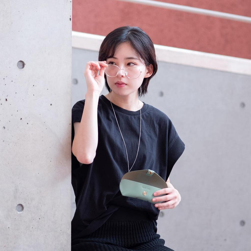 RafiCaro Натуральная кожа Чехол для очков из итальянской кожи с магнитным черным чехлом, Компактный, На кнопке, Ручной работы, Тонкий,