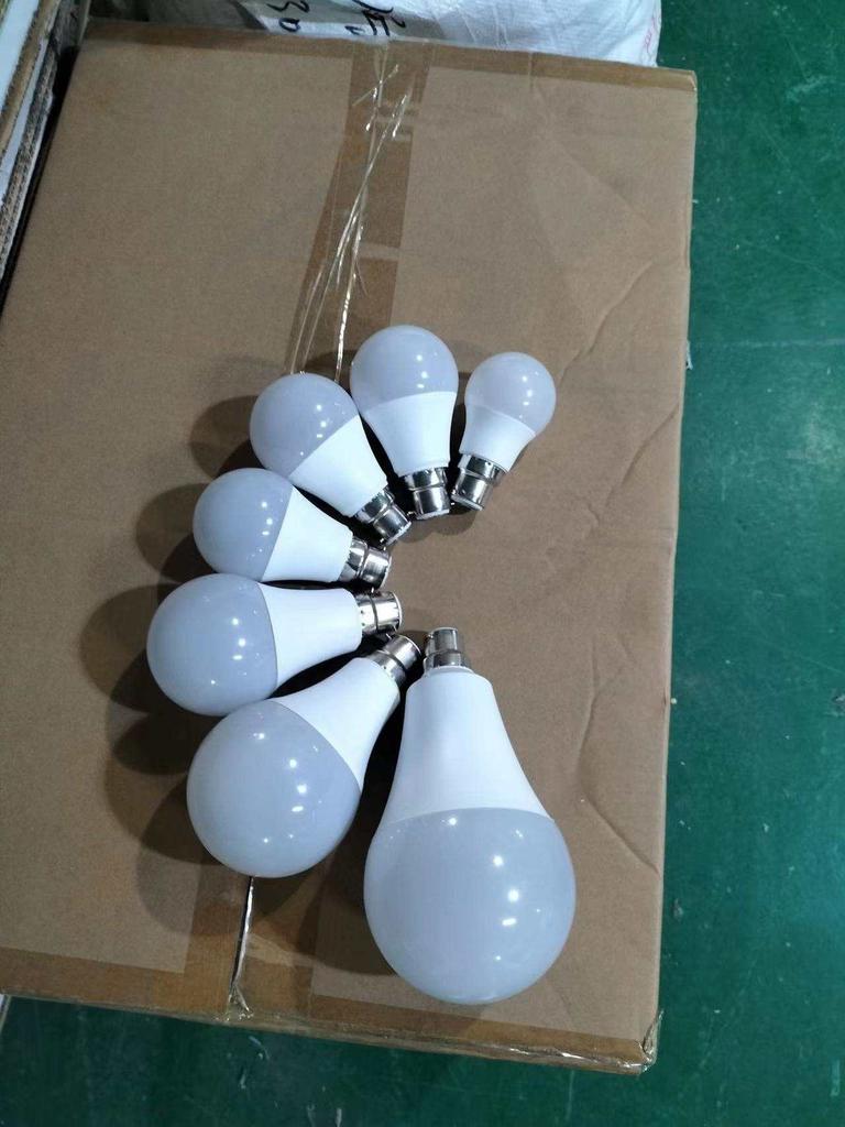 Energy Saving Aluminum White 220V 110V 3W 5W 7W 9W 12W 15W 18W 22W 25W E27 B22 Led Bulb Lamp Raw Material