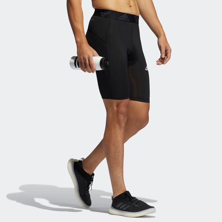 Adidas Шорты мужские Techfit Брюки черные GM5035