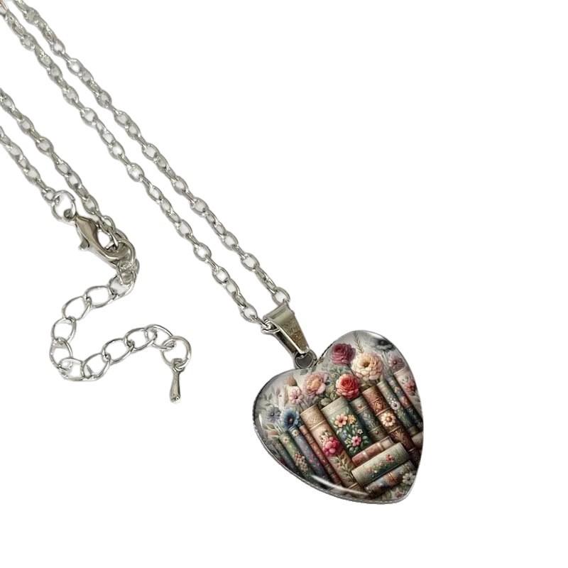 Ожерелье с подвеской в виде сердца с цветочным узором