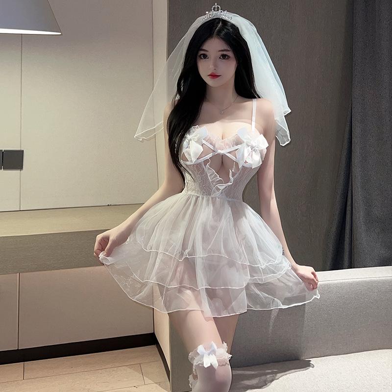 Комплект нижнего белья для невесты Lin Linting: Кокетливый свадебный халат и соблазнительная ночная сорочка