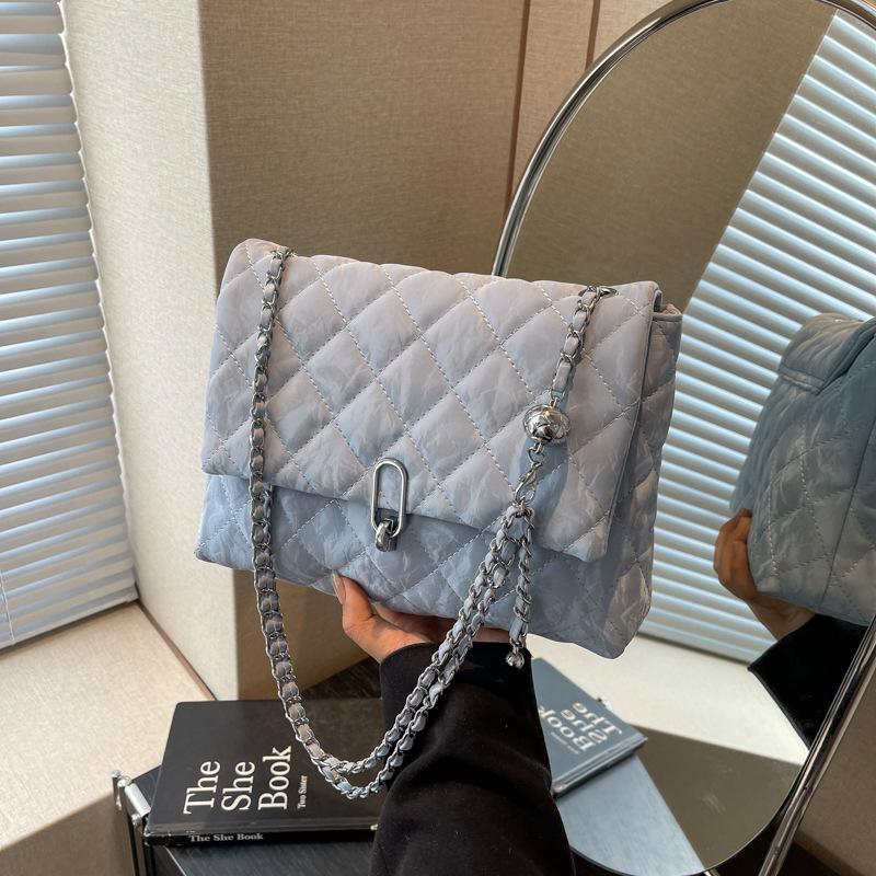 Сумка премиум-текстуры женская новая модная сумка-цепочка с бриллиантами нишевая женская сумка через плечо