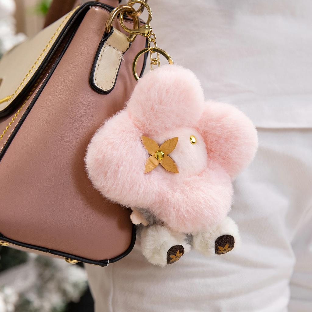 Cute Sunflower Plush Keychain Toy Stuffed Flower Soft Doll Small Pendant Keychain Fashionable Backpack Pendant Christmas Gift