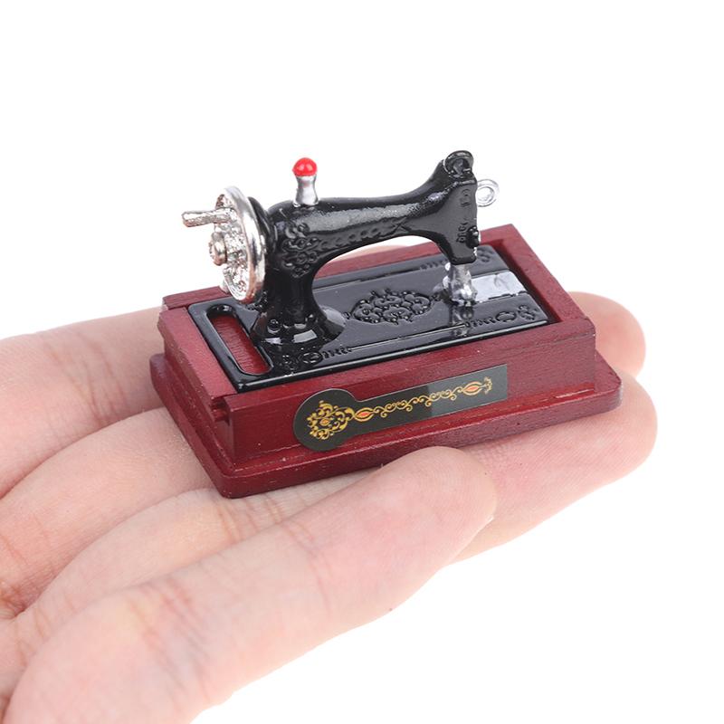 1:12 Dollhouse Miniature Furniture Sewing Machine Tailor Toy Decor Accessories