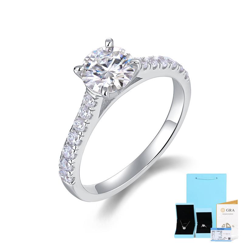 Bague Ringen Женское закрытое кольцо с инкрустацией серебром S925 1 карат с муассанитом в форме сердца