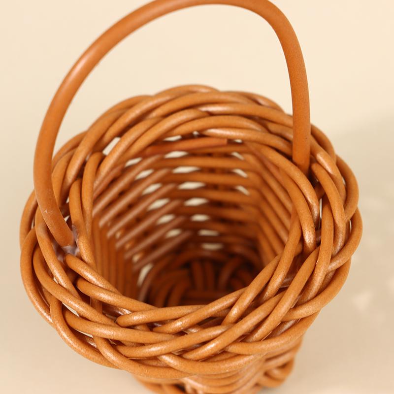 1Pcs Dollhouse Miniature Woven Flower Basket Hand Basket Storage Basket Kids Pretend Play Toy Doll House Accessories