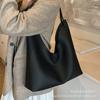 Trendy Fashion Tote Mother and Child Bag 2025 New Autumn and Winter Retro Niche Shoulder Bag High-end Underarm Bag