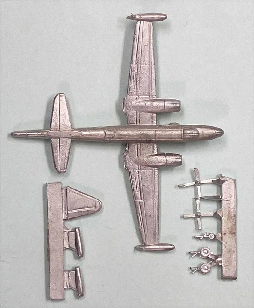 Pit Road 1/700 Skywave Series The West Wings 2 Special Metal P2V-7 Anti-Submarine Patrol Aircraft Plastic Model Kit (S52SP2)