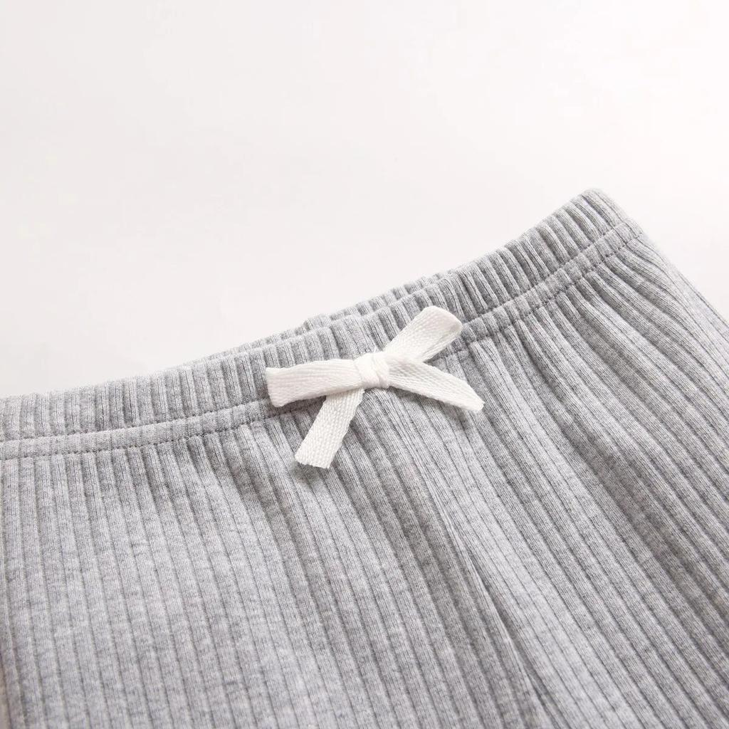 Весенние штаны для новорожденных девочек, повседневные леггинсы, модные детские штаны из полипропилена для девочек, мягкие длинные брюки для маленьких детей, 2023 г.