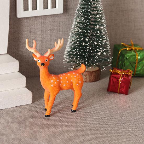 Miniature Christmas Scene Model Handmade Mini Wood Elf Door Festive Holiday Atmosphere Model Dollhouse Decor