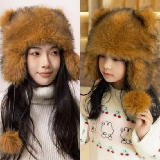 Детская зимняя шапка с завязкой и плюшевым шариком из толстого искусственного меха с рисунком енота на резинке