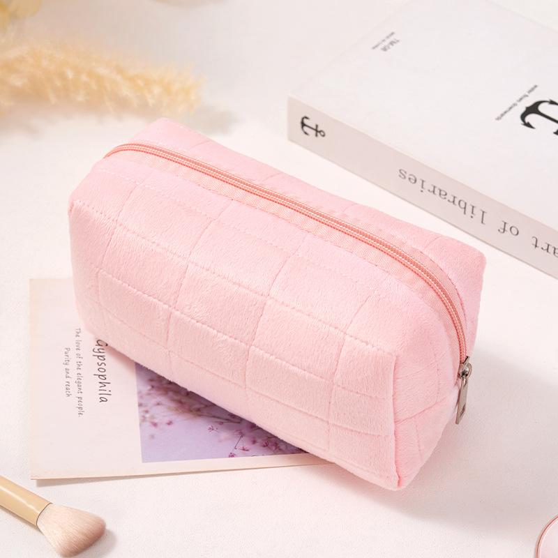 Cute Plush Makeup Bag for Women Portable Travel Small Cosmetic Bags Solid Color Zipper Toiletry Bag Washing Pouch Storage Bags