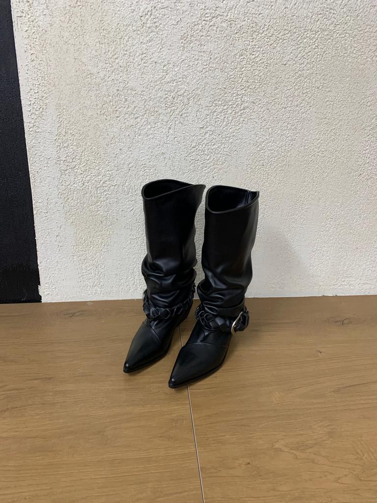 European and American style belt buckle middle tube stacking boots women's new temperament pointed pleated versatile fashion knight boots