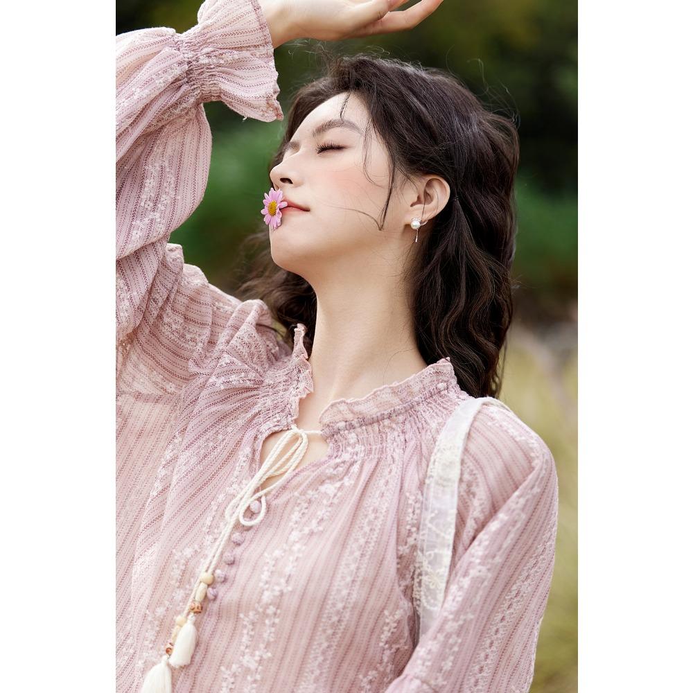 Mishow Модная вышитая блузка с кисточками на бретельках, женская, весна-лето, новая, милая кружевная рубашка с длинными рукавами и буфами MXE11X1704