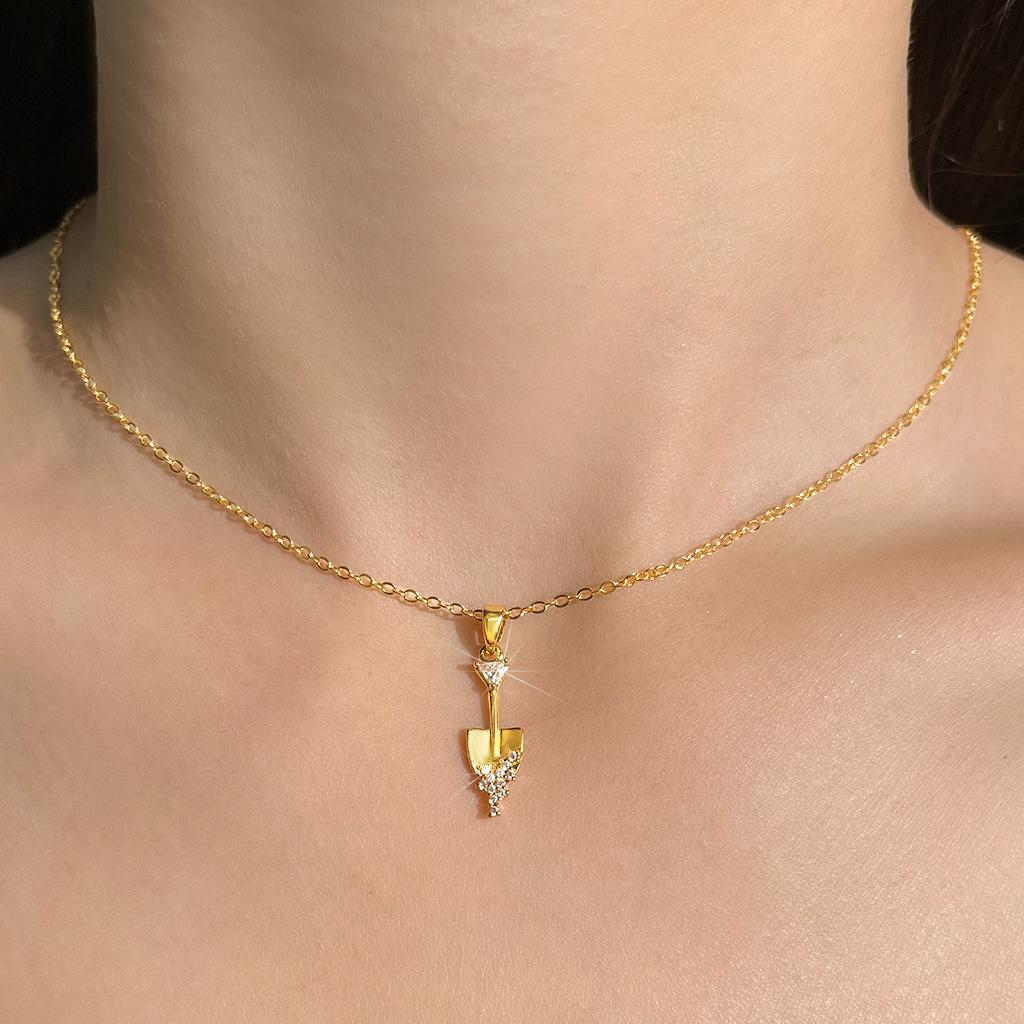 Ожерелье-подвеска в виде лопаты из циркония из 18-каратного золота - Роскошная ключичная цепочка для женщин