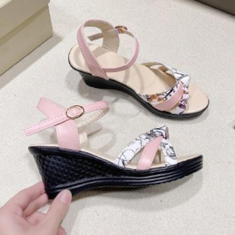 Сандалии летние новые женские сандалии женские на танкетке высоком каблуке с принтом с открытым носком с ремешком на щиколотке