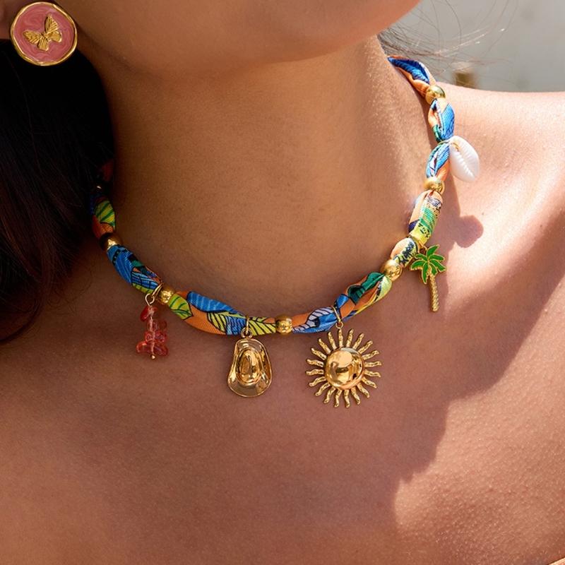 Stylish Oceanics Inspired Shell Dopamine Necklace Adjustable Portable Chain for Women Daily Wear