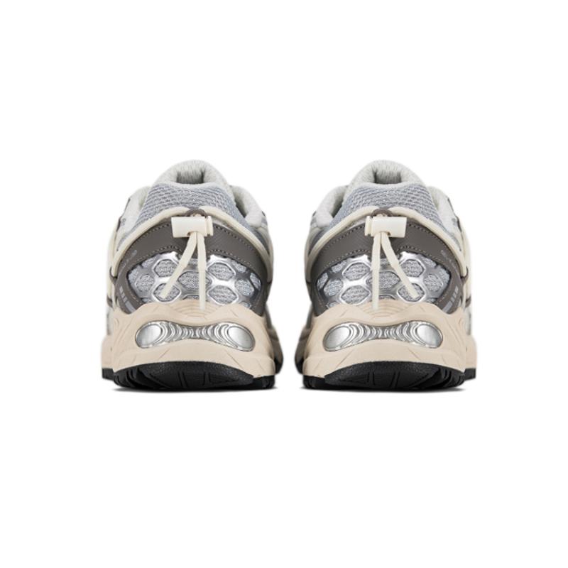 Asics Gel-Kahana TR "Moon Pack" Легкие кроссовки 1203A504-022