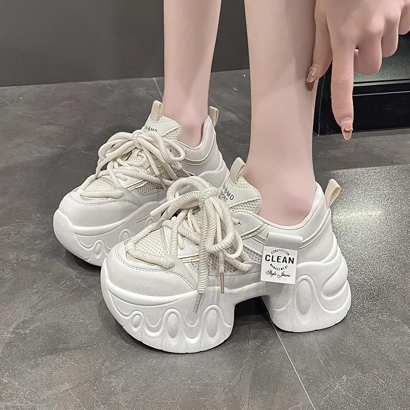 Модные осенние весенние массивные кроссовки женские на шнуровке на платформе спортивная обувь женская готические на толстой подошве на высоком каблуке женские 8 см клинья кроссовки