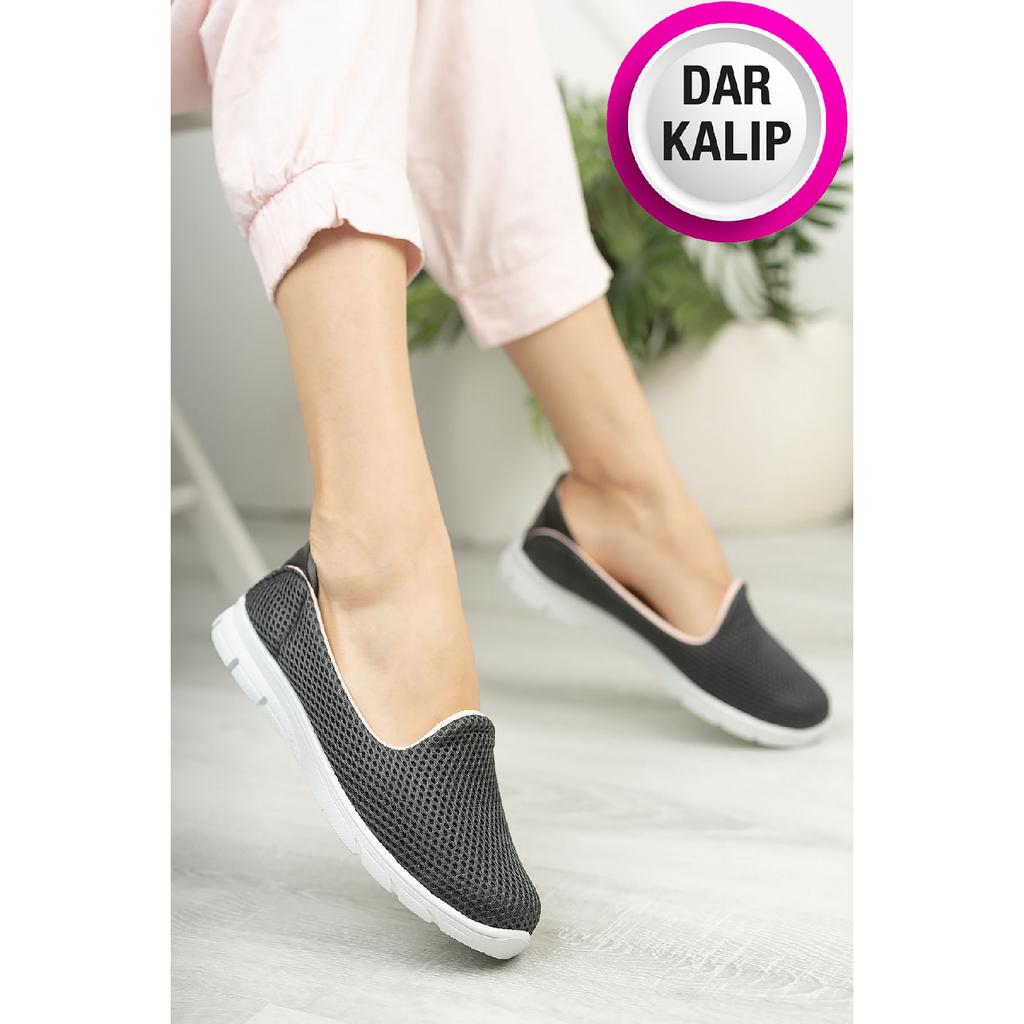 Women Sports Flat Shoes Light Orthopedic Base Mother Shoes