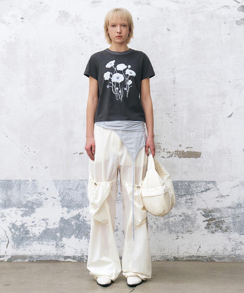 INSILENCE WOMEN Volume Pocket Parachute Pants Ivory