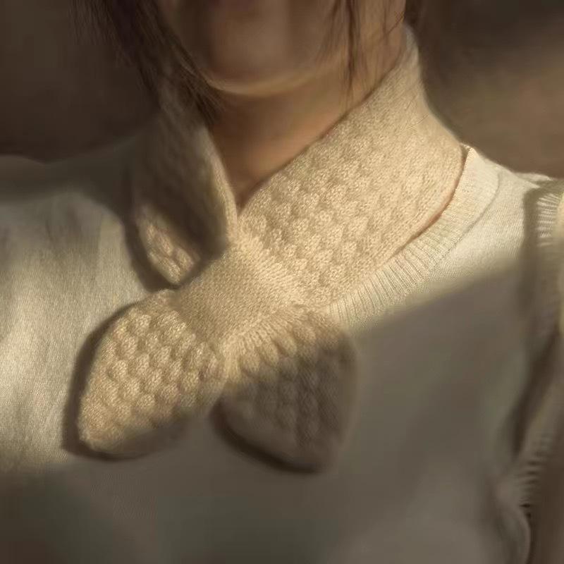 Little Scarf Women Autumn and Winter Coat Decorated False Collar Simple Cross-perforated Fashionable Versatile Lazy Person Scarf