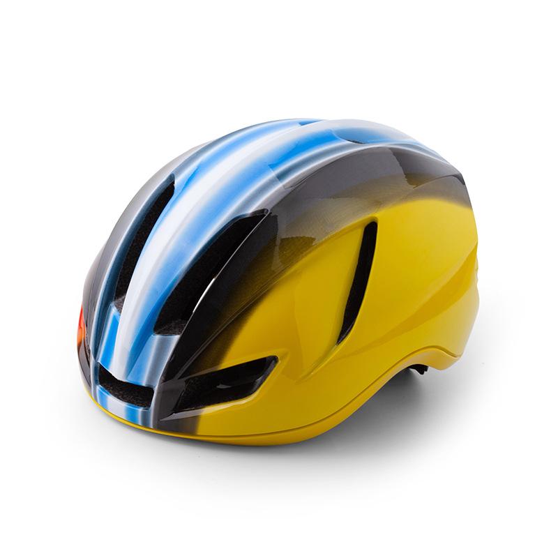 Новый стиль шлема для езды на велосипеде с задними фонарями и двойными краями