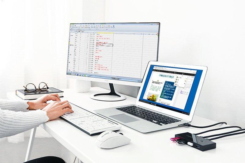 Ugreen 4-Port USB 3.2 Gen 1 Hub with Dual PC Connectivity, Model US216 Black