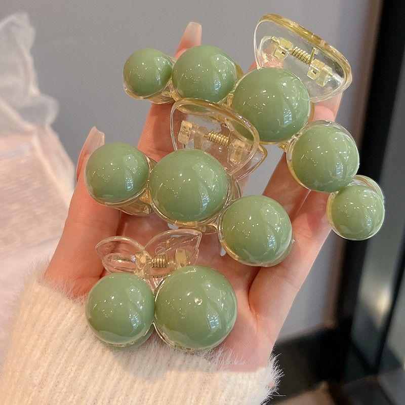 Заколка для волос в виде зеленой акулы в корейском стиле — элегантный и простой аксессуар для волос.