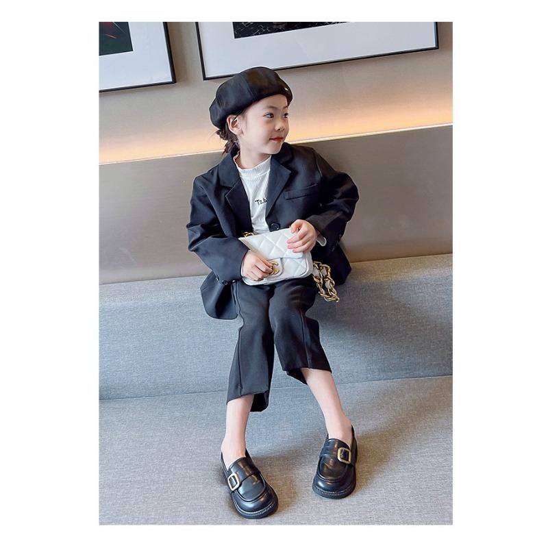 Новое поступление Туфли на мягкой подошве Винтажные Лоферы для Девочек, Повседневные Балетки и Туфли для Выхода Обувь для Девочек Удобная Молодежная Обувь