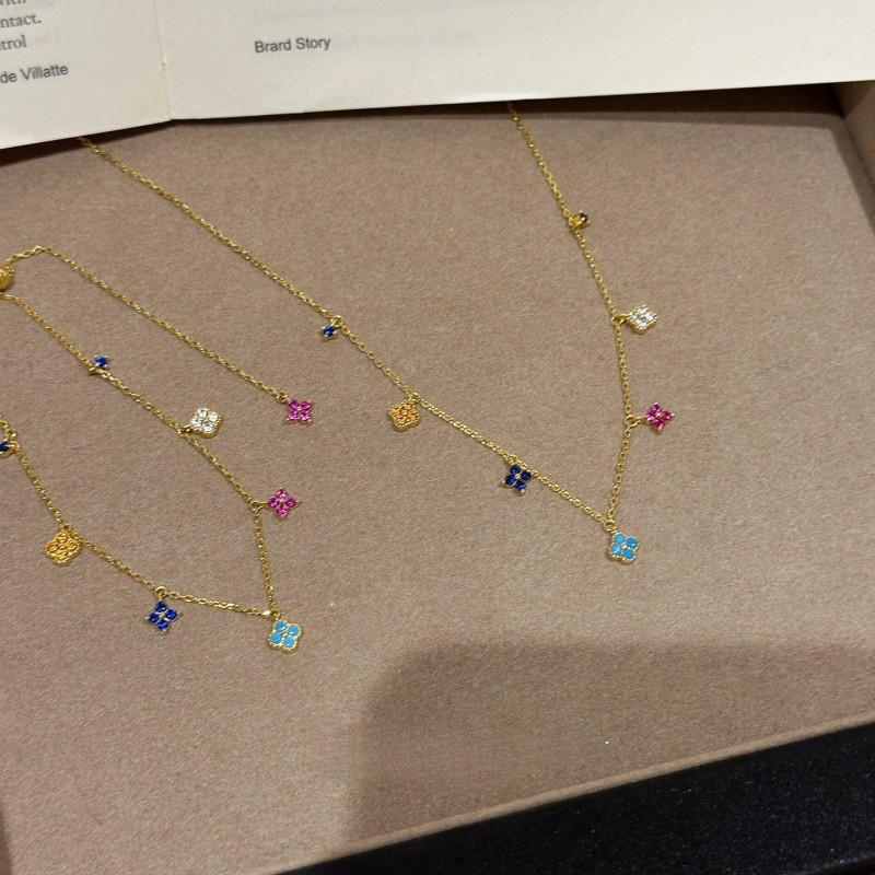 Sterling Clover Pendant Necklace Women 18K Gold Plated Floral Design Adjustable Chain 41-50cm Elegant Minimalist