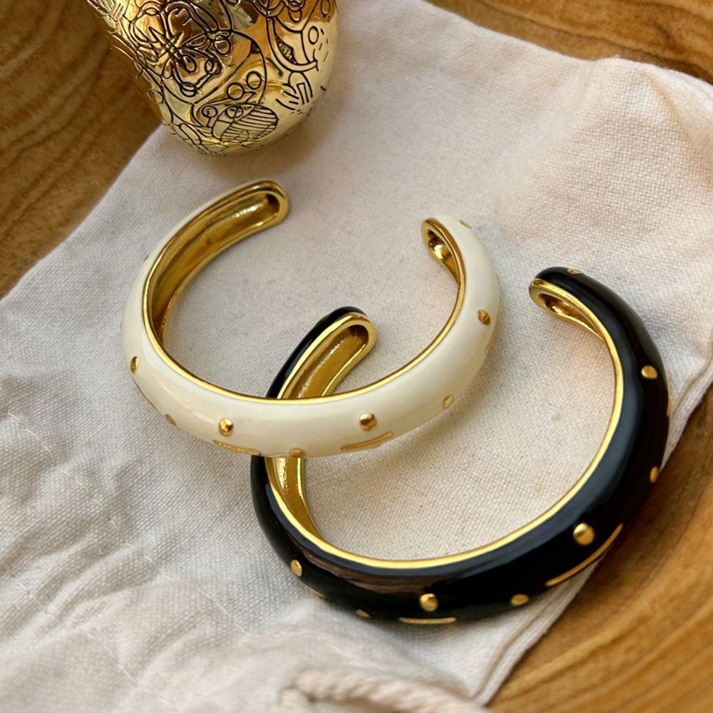French Style Woman Cuff Bracelet Classic Women's Hand Bracelet Retro Opening Bangle  Gifts