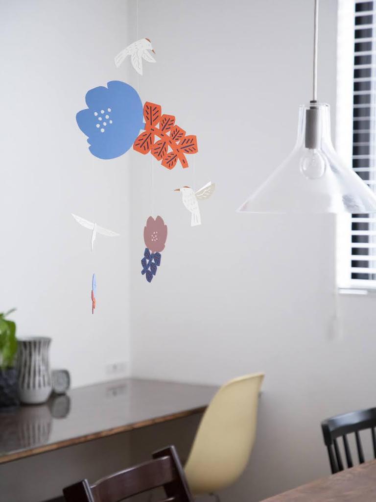 Mobile "Flowers and Hummingbird" Adult Interior W30cm x H53cm Mobile Brand Born in Japan