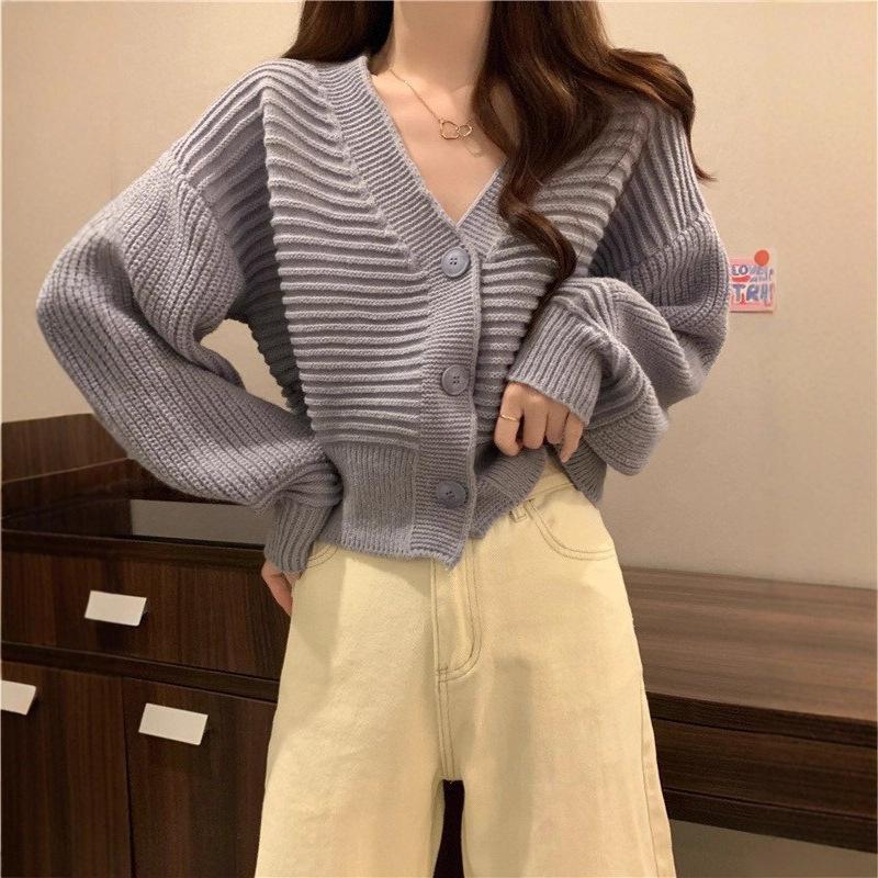 V-neck knitted cardigan women's autumn and winter new loose lazy sweater jacket chic small top wholesale