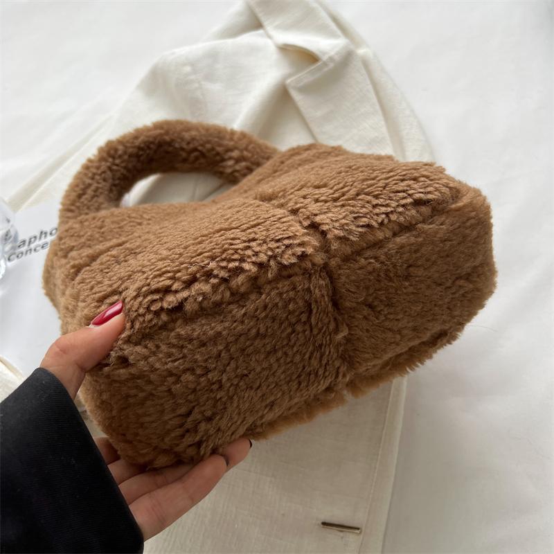 2024 зимняя женская сумка из искусственного меха, женская сумка на плечо, теплые плюшевые сумки для женщин, модный пушистый женский клатч