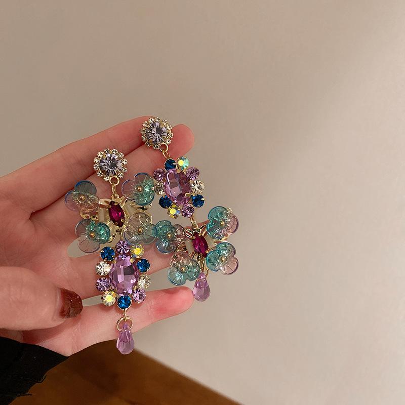 Высококачественные серьги из циркония и металла с кисточками, инкрустированными бриллиантами, идеально подходят для любого случая