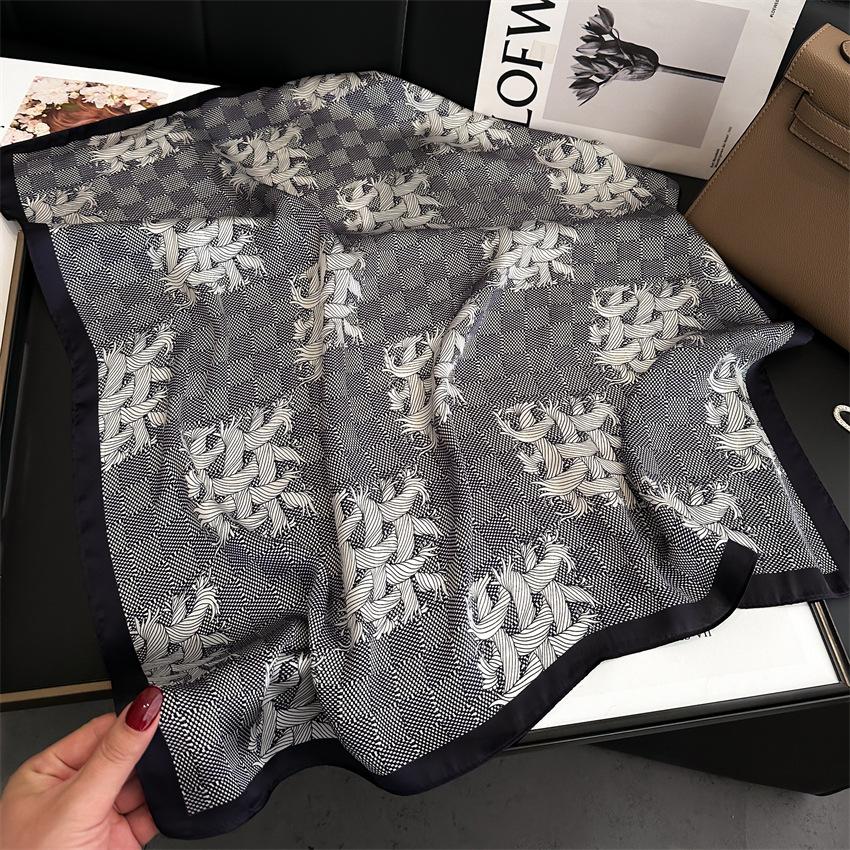 Imitated Silk Headcloth Fashion Flower Print Square Shawls Popular 70X70cm Bandanna Kerchief Sun Protection Silk Scarves Tie Bag