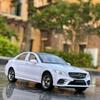 1/32 Benz C-Class C260L Alloy Car Model Diecasts Metal Toy Vehicles Car Model Simulation Sound and Light Collection Kids Gift