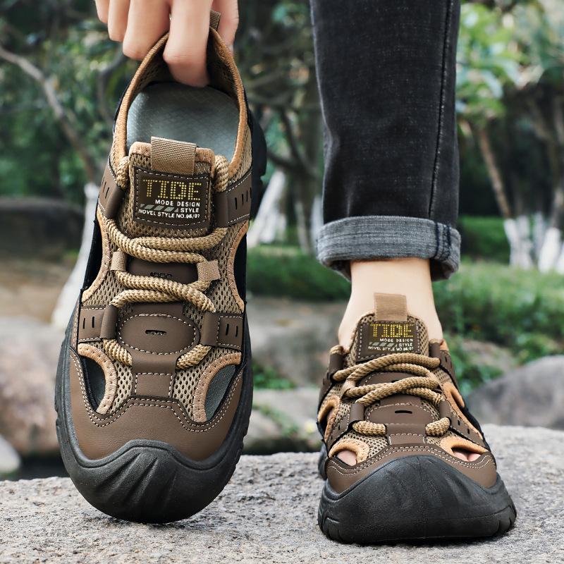 Sandals Men's New Breathable Hollow Men's Shoes Lightweight Beach Shoes Outdoor Sports Shoes Men's Shallow Single Shoes