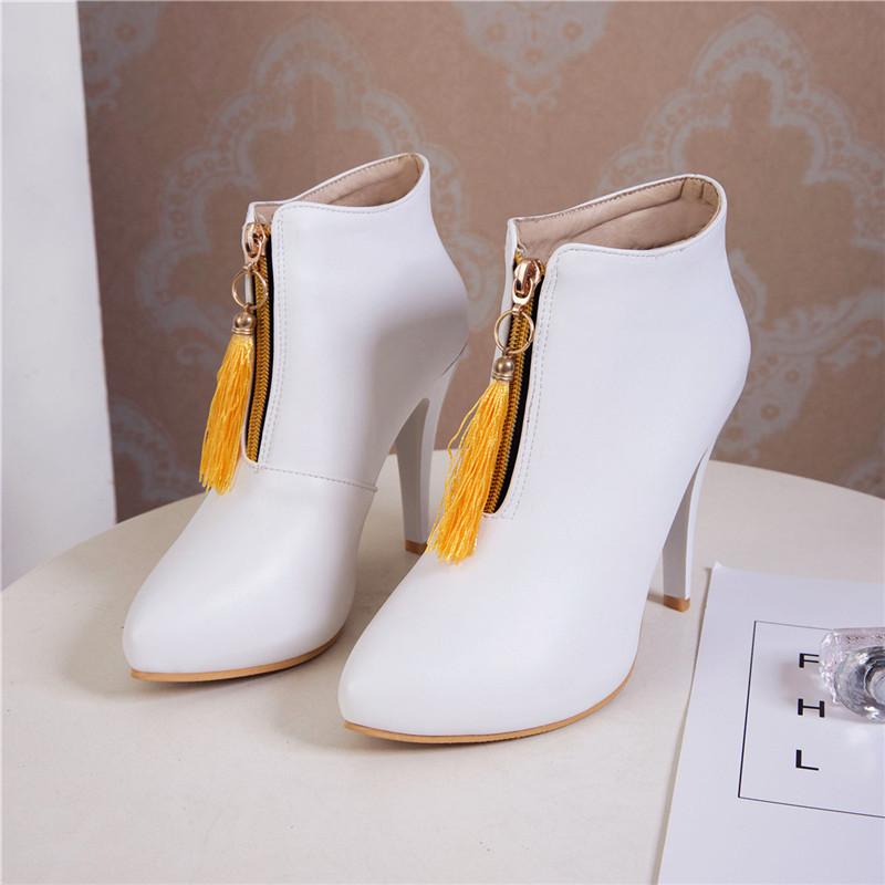 Women's High-heeled Short Boots, Versatile Slim Heeled Tassel Boots, New Autumn and Winter Oversized Boots