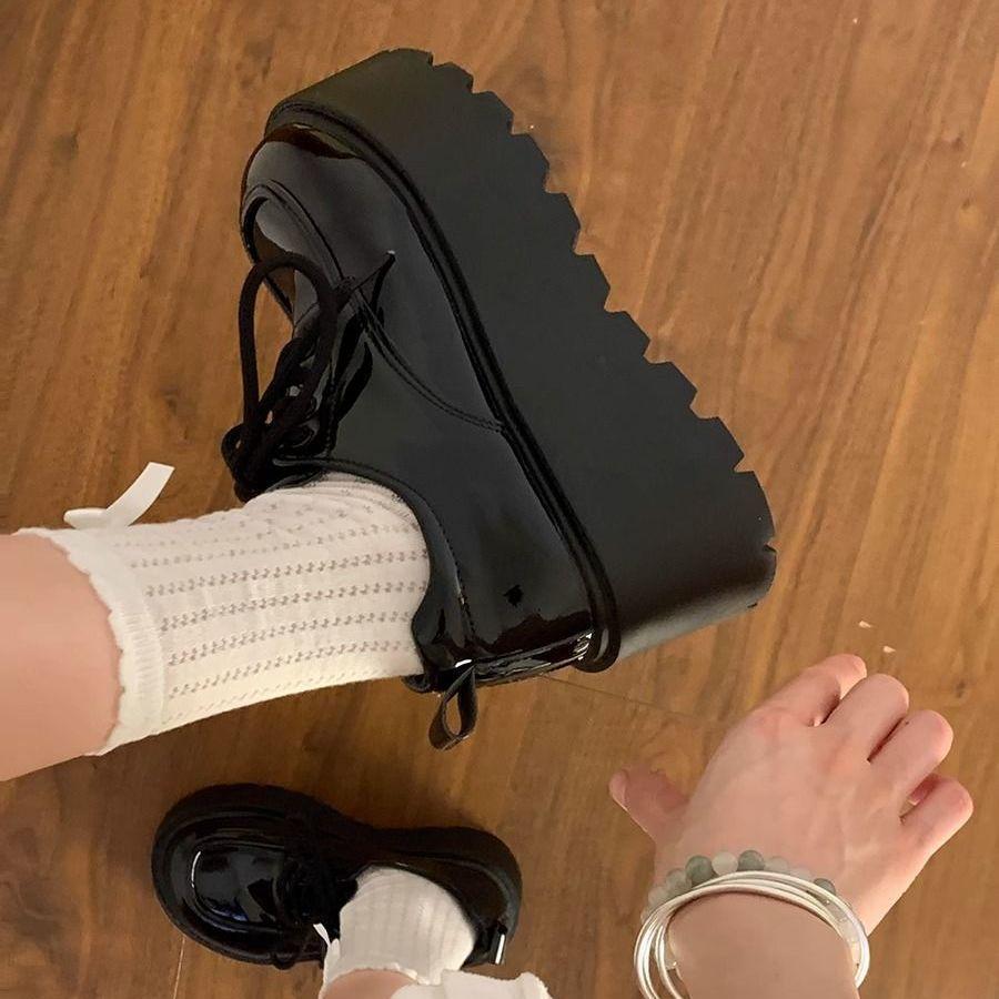 Маленькие кожаные туфли-маффины на толстой подошве, женские, весенние, новые, универсальные, в стиле ретро, в британском стиле, на шнуровке, под юбку, одинарные туфли