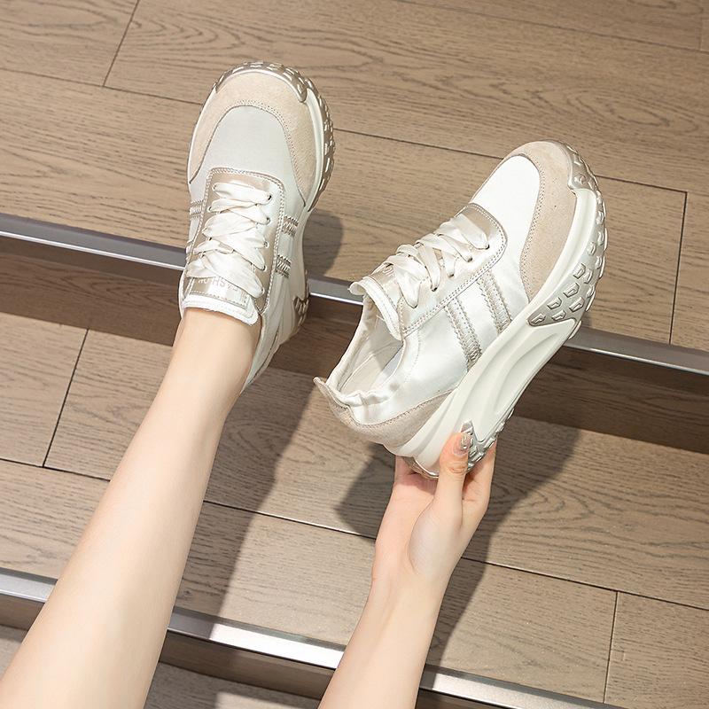 Кроссовки на платформе женские, увеличивающие рост обувь новые модные повседневные спортивные туфли с круглым носком дышащая женская обувь