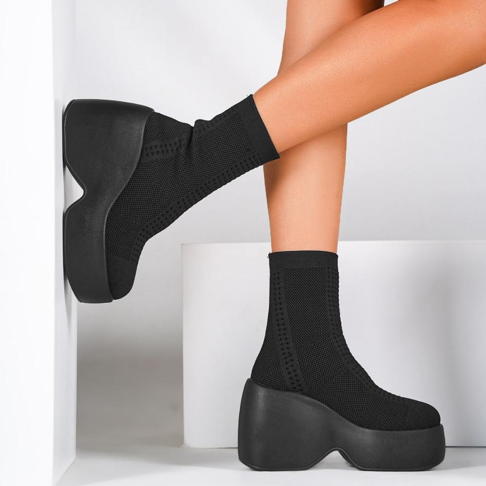 Женские носки, сапоги, женская обувь 2025 года, новая европейская и американская мода, трикотажная обувь на толстой подошве для женщин, сапоги на платформе