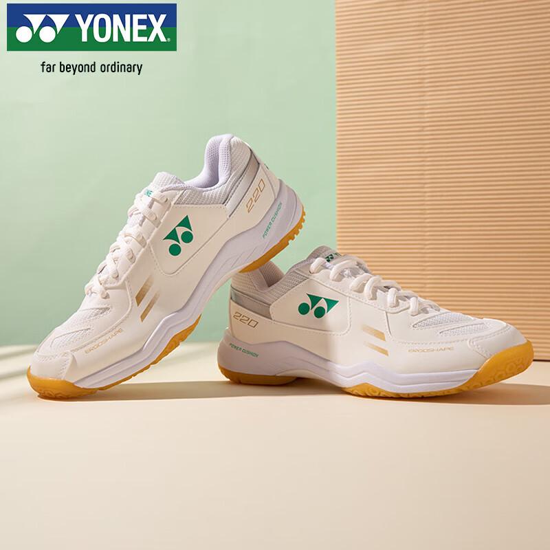 Бадминтонные кроссовки YONEX SHB220CR