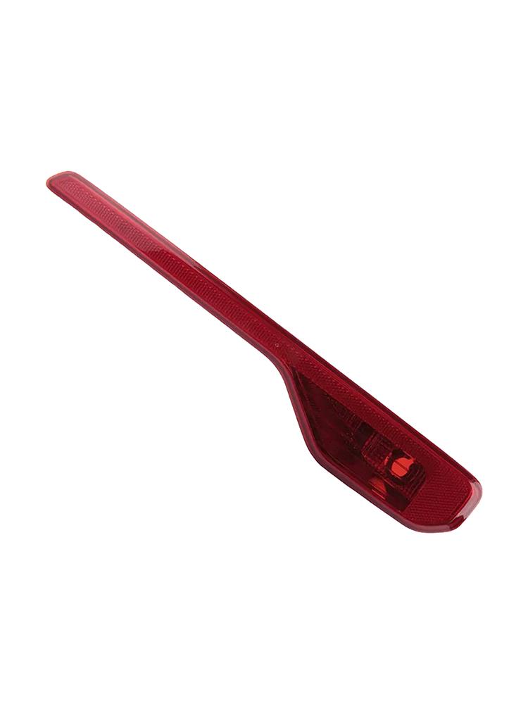 Правый боковой отражатель заднего бампера без лампочки 3165686 для Volvo XC40 2018-2023