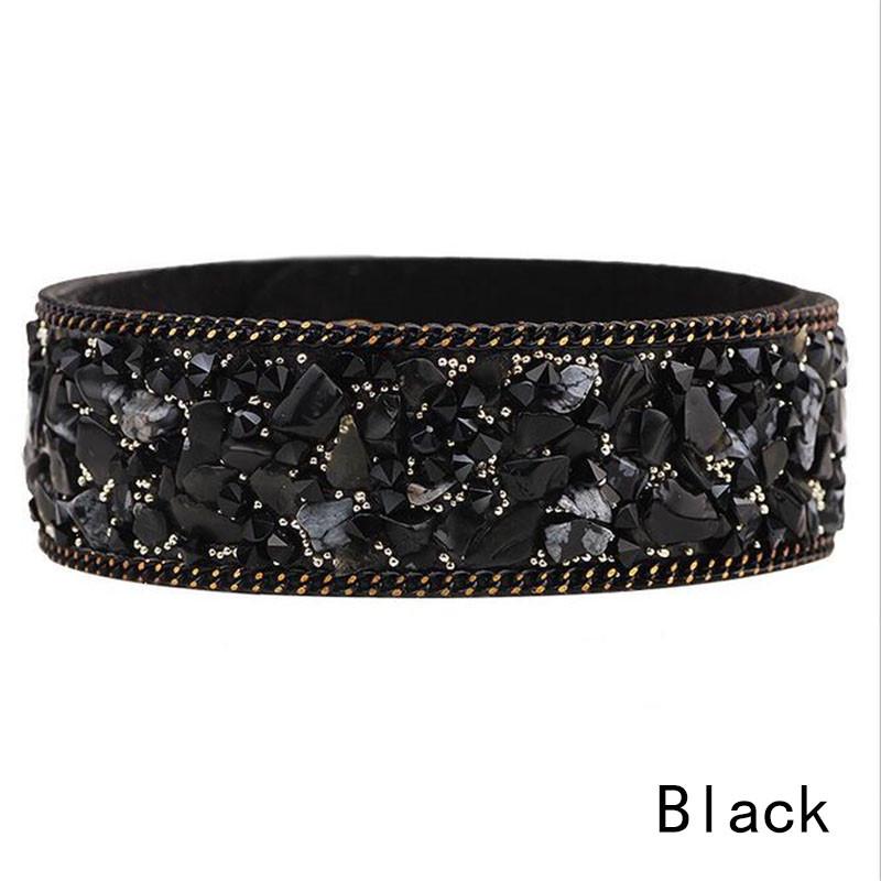 Женский браслет с натуральными кристаллами