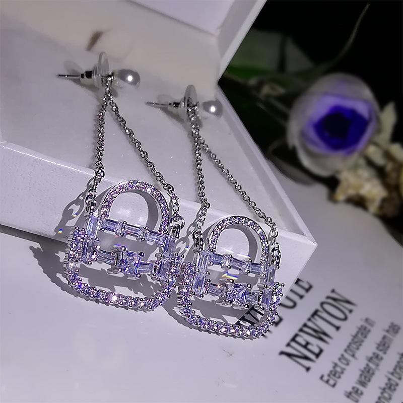 Серебряные игольчатые корейские серьги-гвоздики Dongdaemun с цирконами, комплект из серег с бриллиантами и ожерелья, персонализированные модные и универсальные ювелирные изделия
