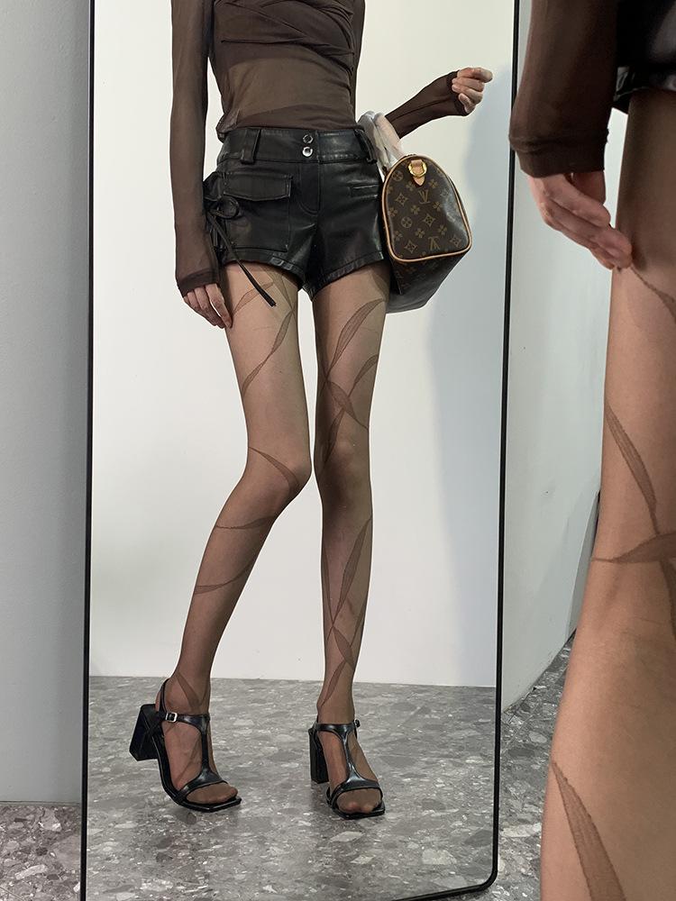 Новые весенне-летние ультратонкие белые чулки jk жаккардовые чулки с сердечками просвечивающие кружевные сексуальные колготки черные шелковые