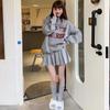 Серый худи с буквой в студенческом стиле и плиссированная юбка, комплект из двух предметов